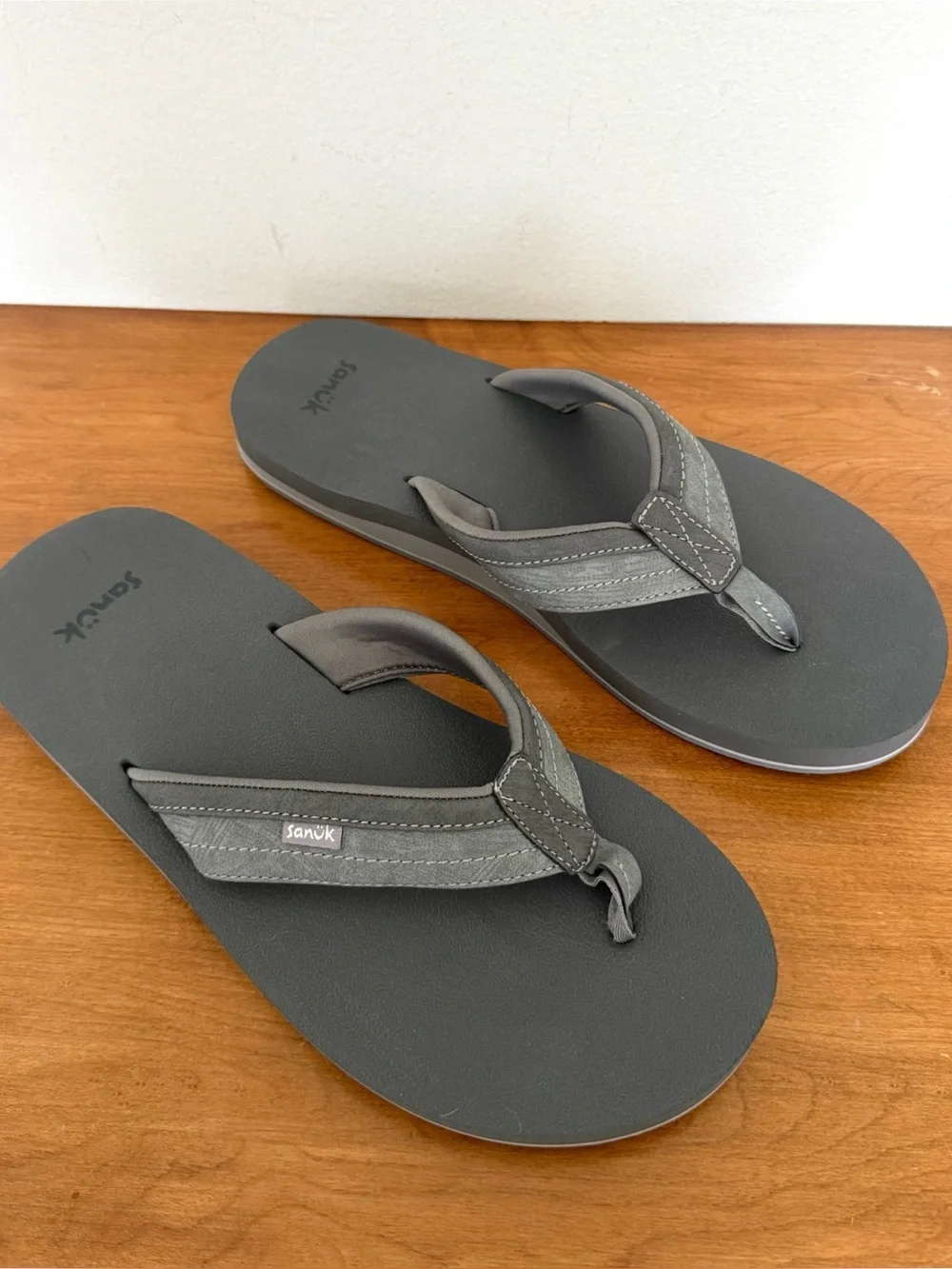 New Sanuk Ziggy Soft Top Sandals in Grey